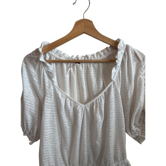 Free People White Ruffle Hem Peasant Top With Puff Sleeves Women's Size M - Picture 2 of 5